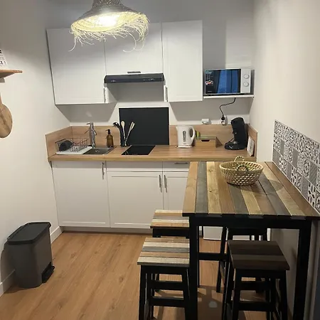 Posez Vos Valises ! La Vous Attend