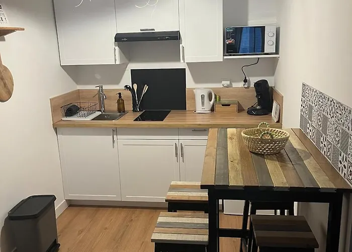 Posez Vos Valises ! La Vous Attend