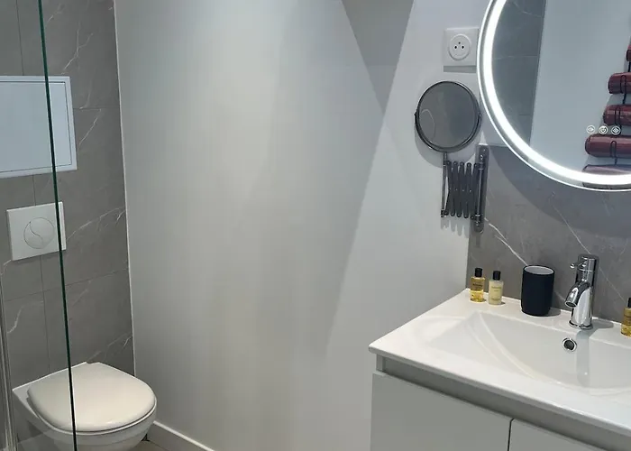 Posez Vos Valises ! La Vous Attend *